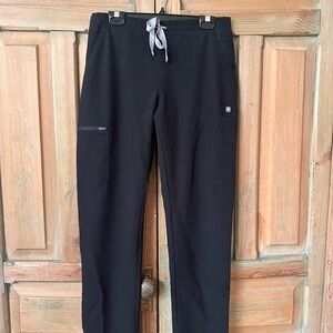 FIGS Women’s YOLO Skinny Scrub Pants XS